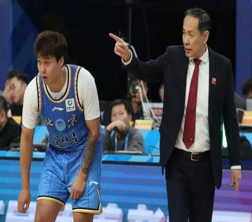 赵睿伤病成首钢队夺冠隐患，辽宁队新签场均26.2分外援