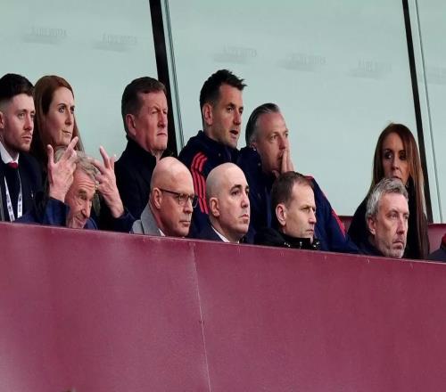 镜报:阿莫林冤成替罪羊,此届曼联管理层昏招频出已来日无多