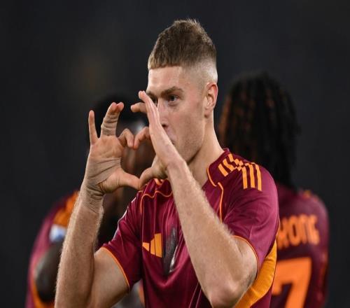 意天空：那不勒斯或签下罗马前锋多夫比克，来替代卢卡