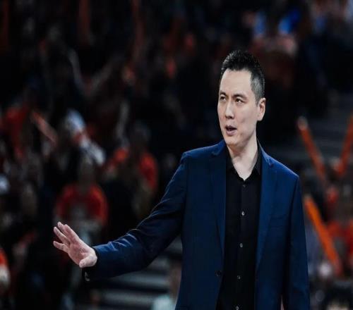 上海男篮的大日子，姚明、李秋平、章文琪都来了！