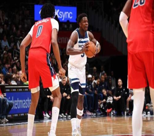 森林狼双杀奇才：华子35分单节19分25岁前1200三分历史最年轻