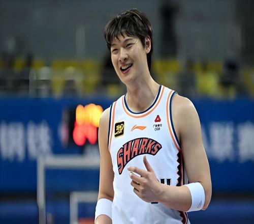 7连胜！冲上CBA积分榜第1名CBA最大争冠热门出炉