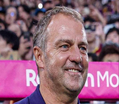 落花有意流水无情，弗里克开心！巴萨收获葡萄牙飞翼，国米完败