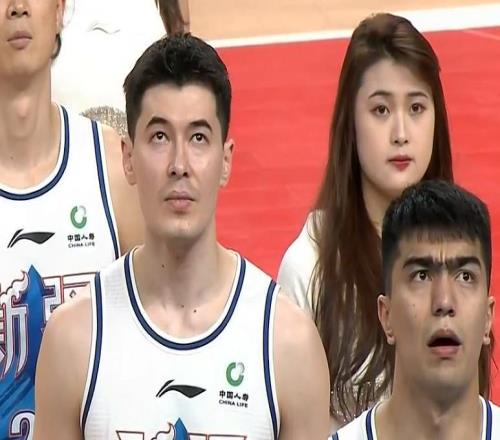 广州vs新疆前瞻：广州2连胜斗志昂扬，新疆谋求赛季双杀不易