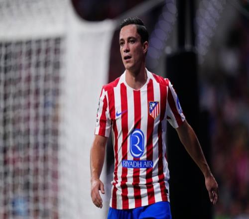 西班牙媒体报道拉斯帕多里更希望继续留在球队而马竞目前在考虑出售阿尔马达但并没有收到报价_西甲直播