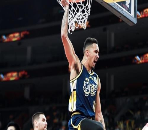 狂投74记三分球！CBA最疯狂飙分大战：广东队冲击第12冠有戏