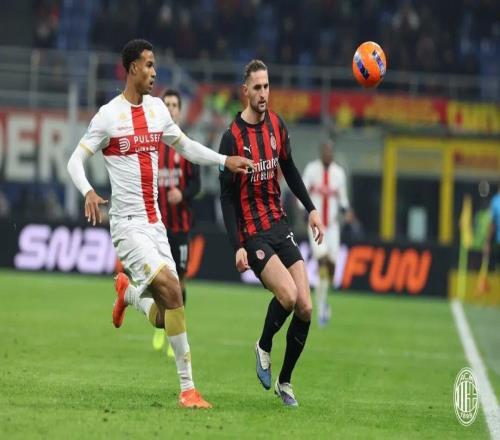 拉比奥特丨是的，场地有些滑