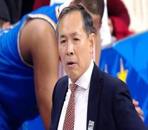 豪门8连胜登顶，2大黑马开始掉队，辽篮仅第7，山东5连胜开始回暖