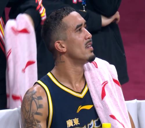 不得不说！广东队外援奎因，不懂人情世故呀