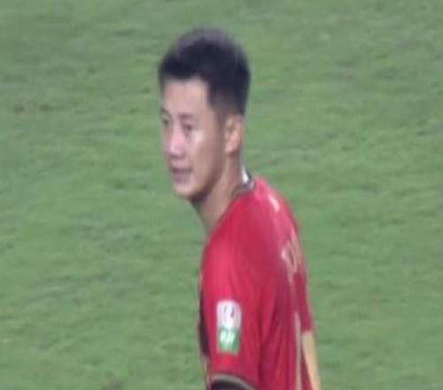 记者：亚泰、新鹏城旧将周大地正在青岛海牛试训