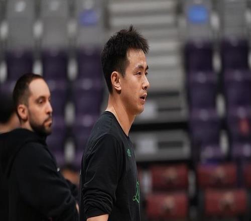 全运会拉伤休战超1个月！辽宁男篮官宣：赵继伟已通过体能补测