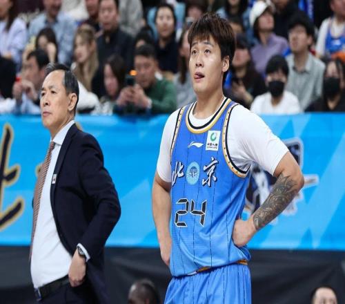 赵睿一阶段报销徐杰当选全明星票王辽宁男篮官宣赵继伟通过体测