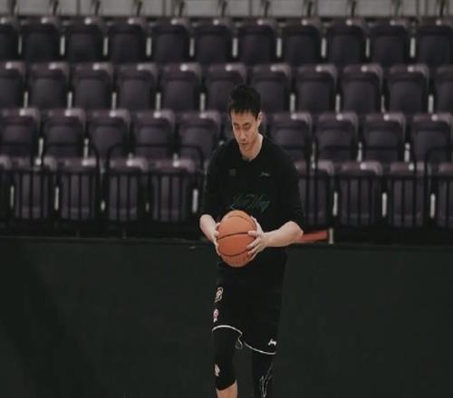 即将伤愈归来，辽宁本钢官方：赵继伟成功通过CBA体测