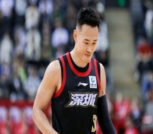 丢联赛第一!上海爆冷遭深圳终结9连胜张镇麟仅5分史密斯38+7