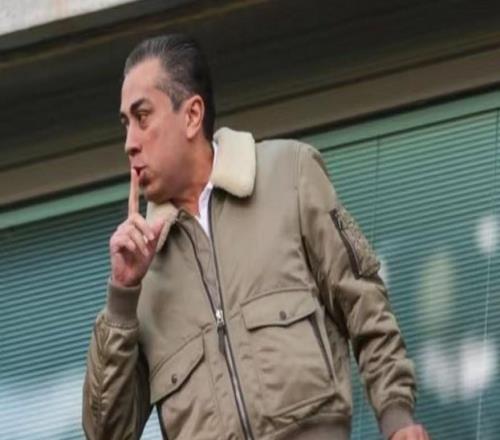 记者：切尔西球迷计划周末组织抗议活动，主要针对埃格巴利