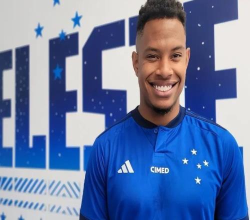 这位外援原本有机会去蓉城踢中超，如今为何却加盟南通，将踢中甲