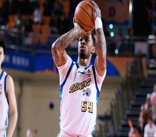 常规赛第14轮浙江方兴渡末节逆转新疆收获三连胜！