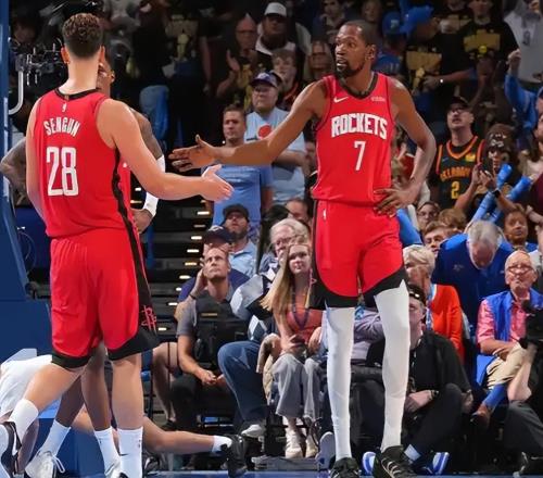 NBA积分榜又乱了！火箭超湖人，快船挤进前十，国王4连胜
