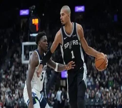 华兹获得55分，杜兰特得到39分_NBA直播