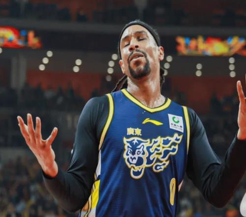 广东队继续补强，大外援2选1，麦考尔、奎因只能留一个