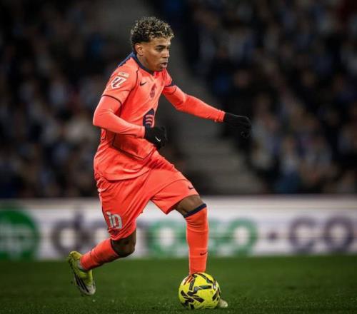 优势仅剩1分！巴萨将帅集体炮轰裁判：又是他2年2次误判