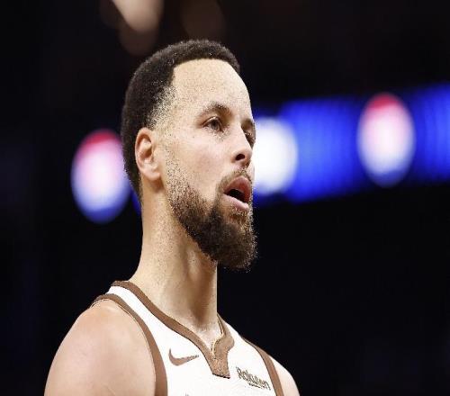 勇士127145猛龙球员评价：2人满分，4人及格，7人低迷