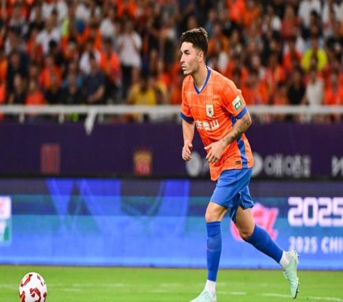 山东鲁能自己打脸了水货外援加盟仅半年就解约,中超球队没人要