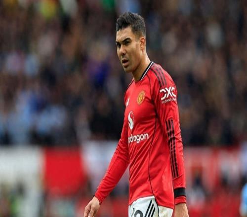 不执行续约1年的条款，曼联和卡塞米罗均宣布赛季结束后分手