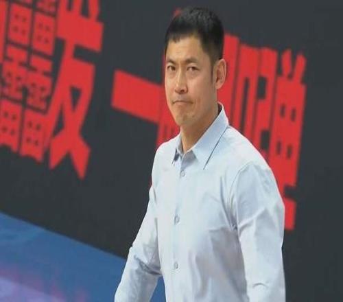 太猛了！张庆鹏给许利民上一课，北京爆冷输掉德比，赵睿复出6中0