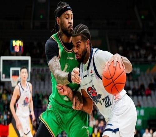 山东男篮VS浙江广厦!邱彪全力出击,新外援亮相,央视直播