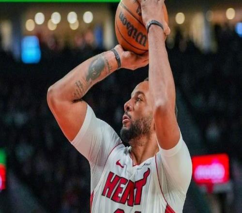 维金斯17+6+6热巴肆虐内线，努尔基奇三双创造历史，热火大胜爵士