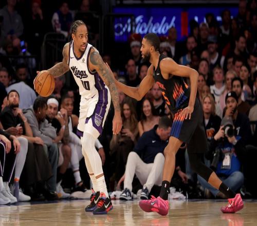 威少差4分超大梦!布伦森28分!尼克斯送国王6连败,德罗赞砍34分