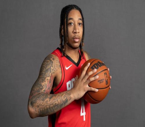 火箭队行动了!追逐19+3+4控卫,解放阿门小史密斯或改打中锋