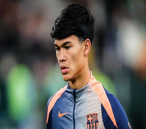 5600万欧！巴萨赚疯了，难怪不在意大巴黎挖角，青训营球员成工具