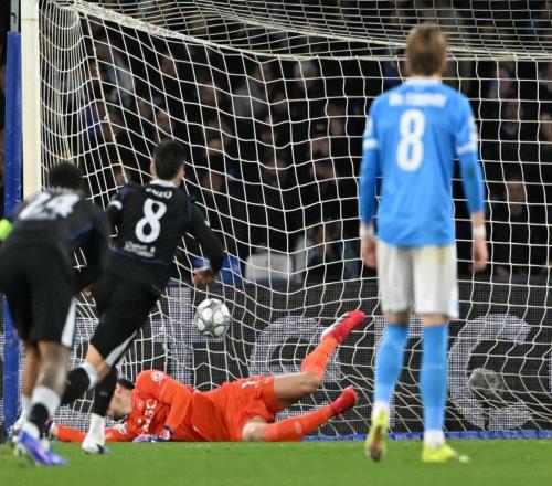 32!切尔西逆转进前八,意甲冠军耻辱出局,孔蒂实锤不会踢欧冠