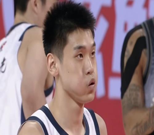 宏远红黑榜！奎因攻防一体，杜润旺篮板过敏，胡明轩关键先生