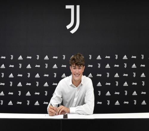 尤文图斯提前召回22岁高中锋切里,他可能会留在二队或者再次被外租_意甲直播