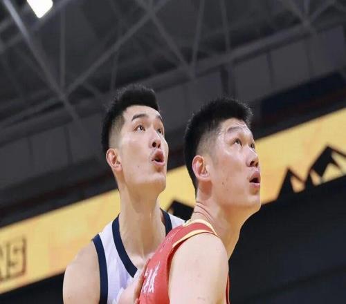 常规赛第21轮塔克布朗合砍41分,全队众志成城主场拿下山东