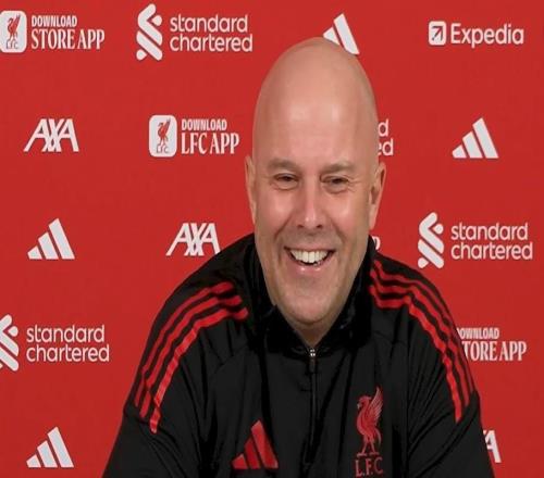 斯洛特：伊萨克还没回到场上训练我喜欢尽可能用同一批球员