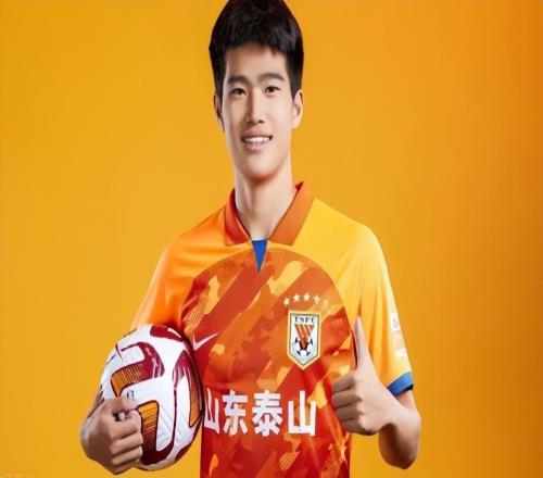 他或成韩鹏本赛季第一个提拔的新星,球迷直言众望所归