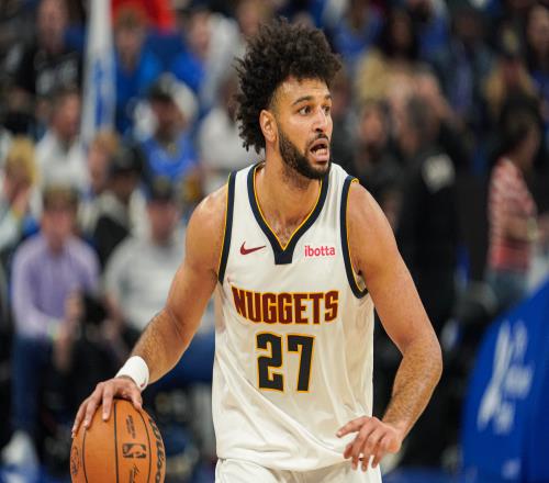 约基奇称赞穆雷的搭档能力为球队注入冷静与信心_NBA直播