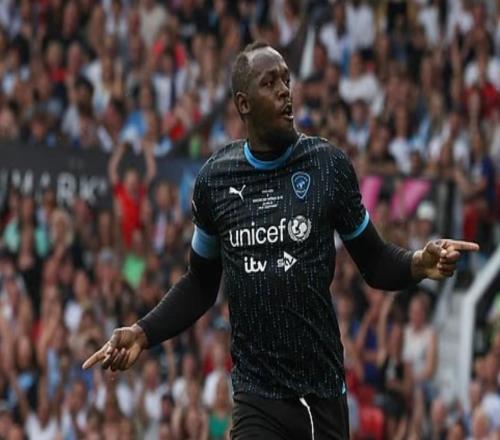 英格兰业余球队有多名退役英超球星,博尔特表示也有兴趣加入