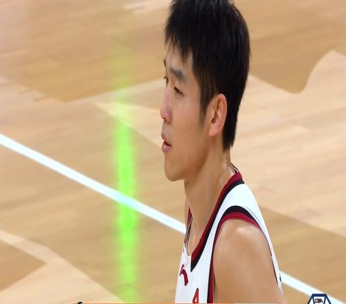 辣眼!德比战全员哑火,单节6分三分打30铁,浙江3顶薪成最大战犯