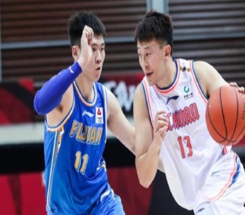 CBA又爆发冲突了!辽篮苦主垃圾时间出手引争议:3人被当场驱逐!