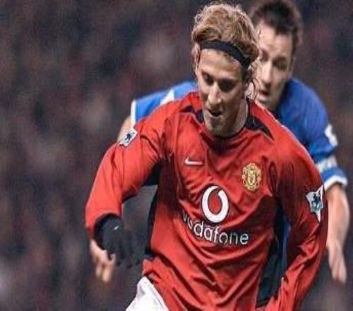 弗兰：我曾答应穿长钉但没换，错失机会后弗格森把我鞋丢了