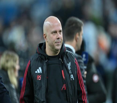 斯洛特表示对阵纽卡斯尔将会是一场艰难的比赛英超和欧冠双线作战充满挑战_英超直播