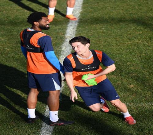 602221热身疯狂一日!玉昆迪拜首平国安胜南通亚泰1天2胜