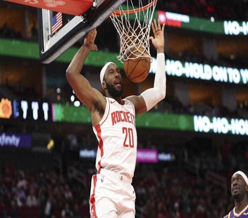 火箭2连胜，乌度卡再变阵！锋线大闸复出，重回首发！2老将被雪藏