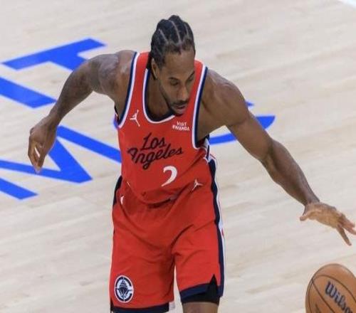 全明星24人大名单!詹杜库有望再次联手,东道主快船0人入选