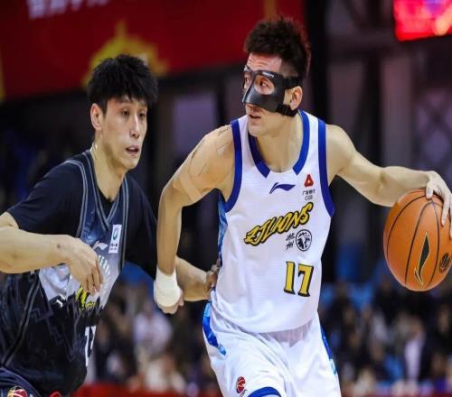 常规赛第23轮布朗三分手感冰冷,第一阶段收官战客场憾负吉林!